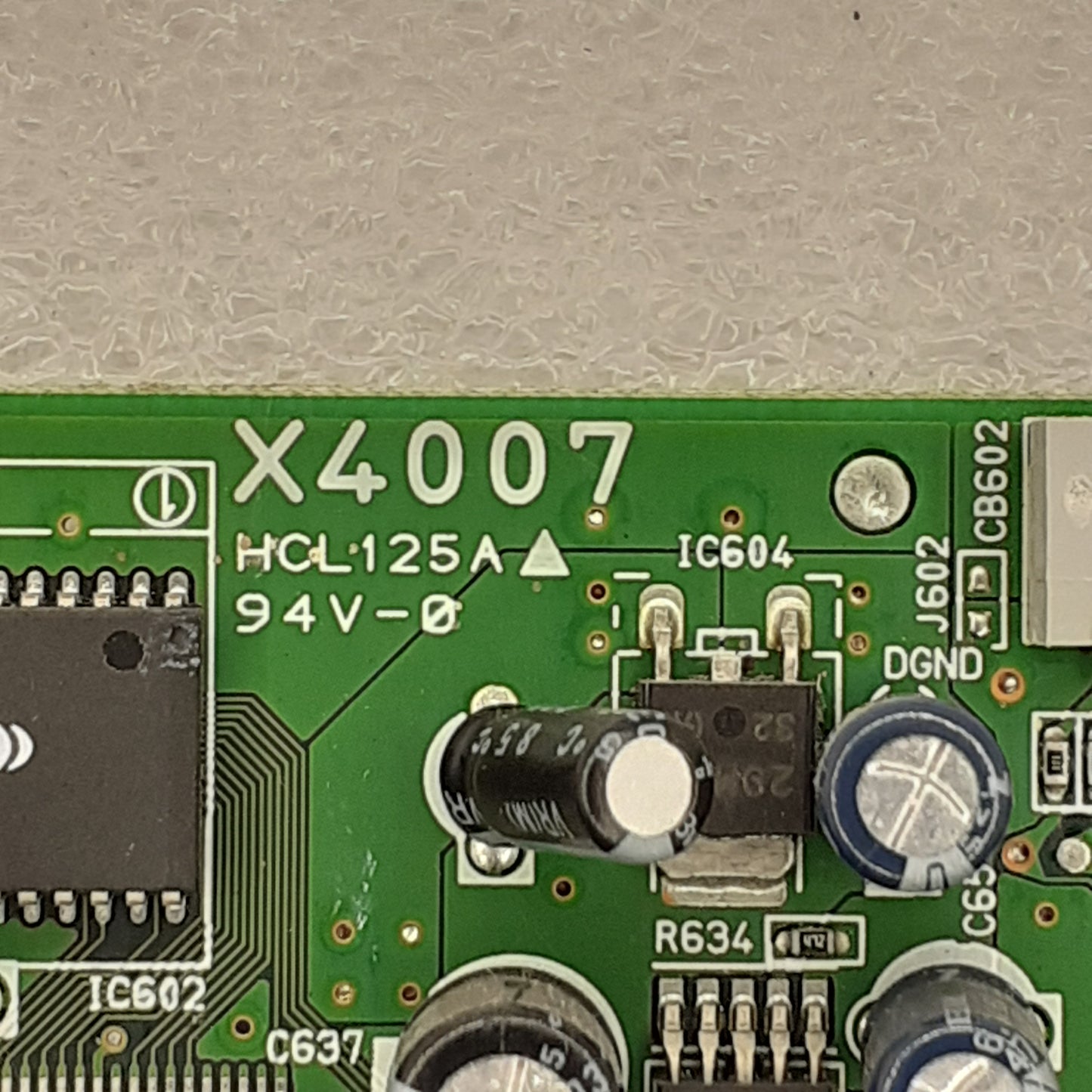 CARTE PRINCIPALE X4007 HCL125A pour ampli YAMAHA RX-V540RDS