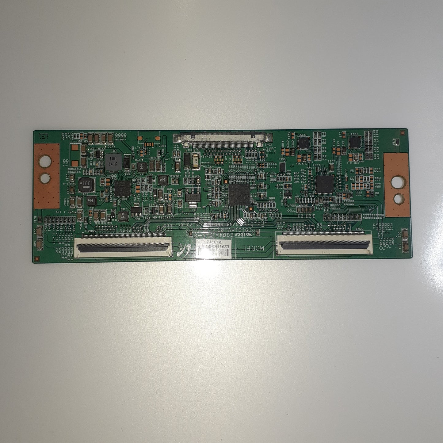 CARTE T-CON 13VNB_S60TMB4C4LV0.0 pour Télé TOSHIBA 48L1433DB