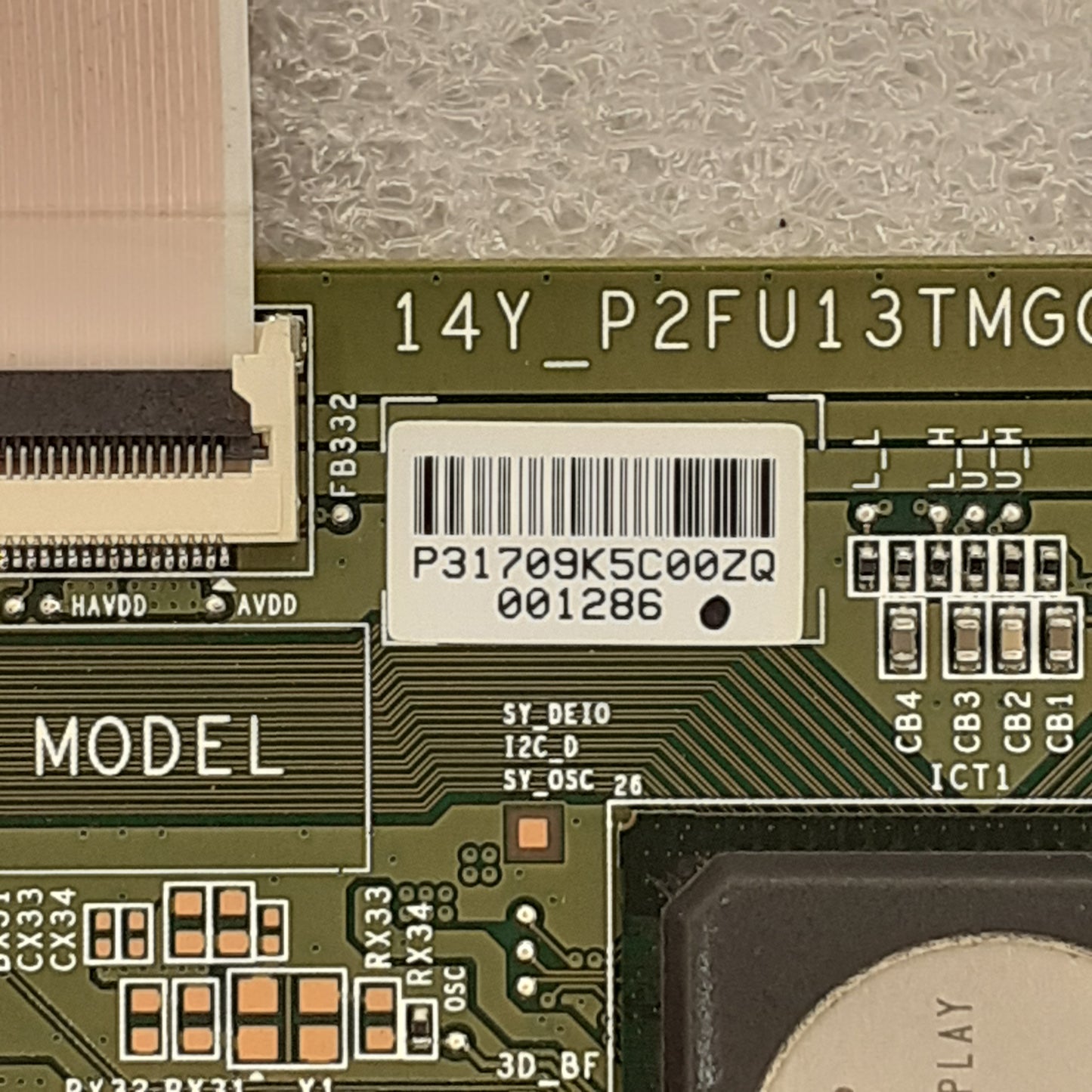 Carte T-CON 14Y_P2FU13TMGC4LV0.0 pour Télé THOMSON 32FR5234