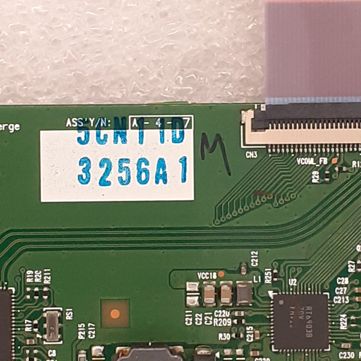 CARTE T-CON 6870c-0452A pour Télé PANASONIC  TX-L50B6E