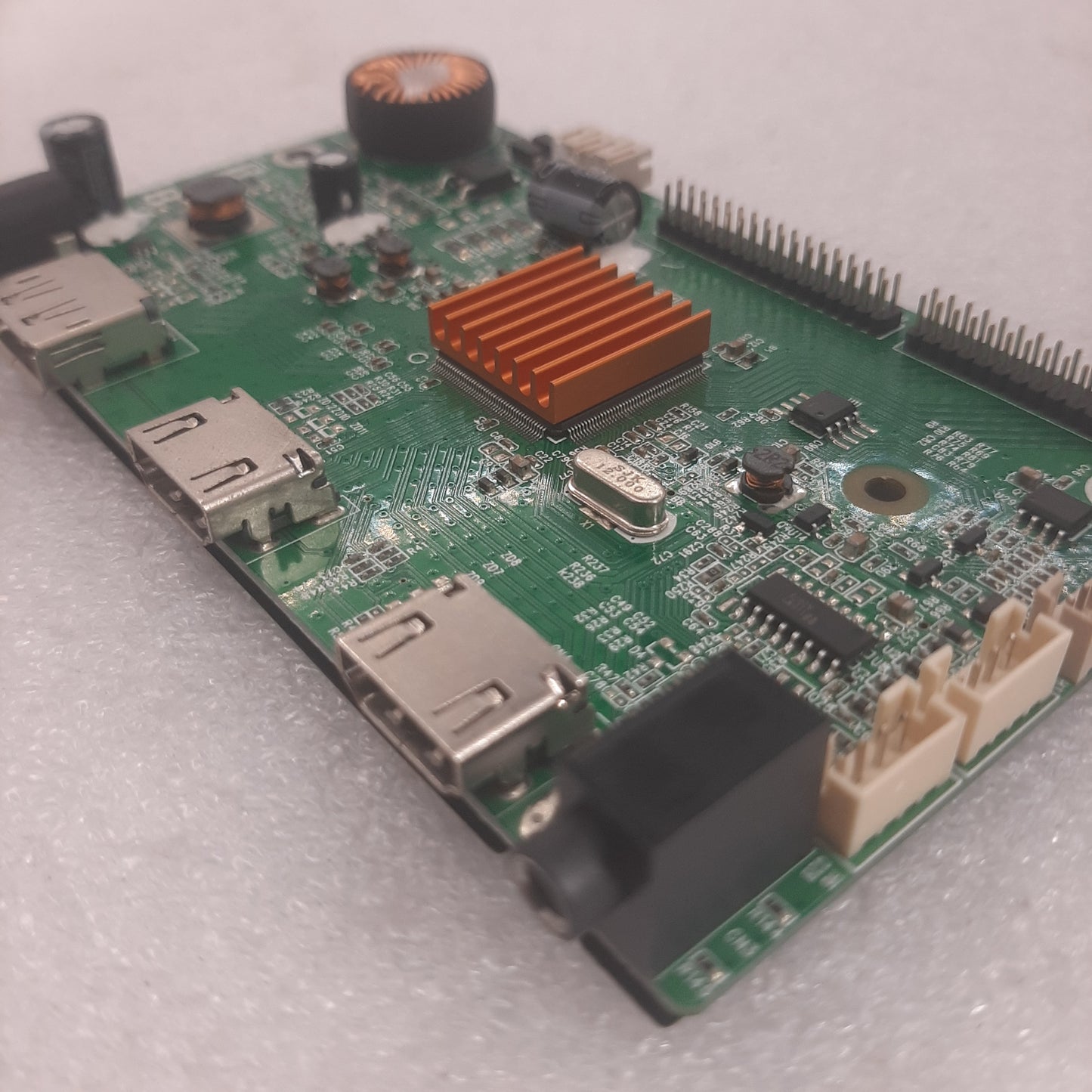 CARTE PRINCIPALE 2103873002 pour Télé KONIX M27IP165A Helios - Mythics