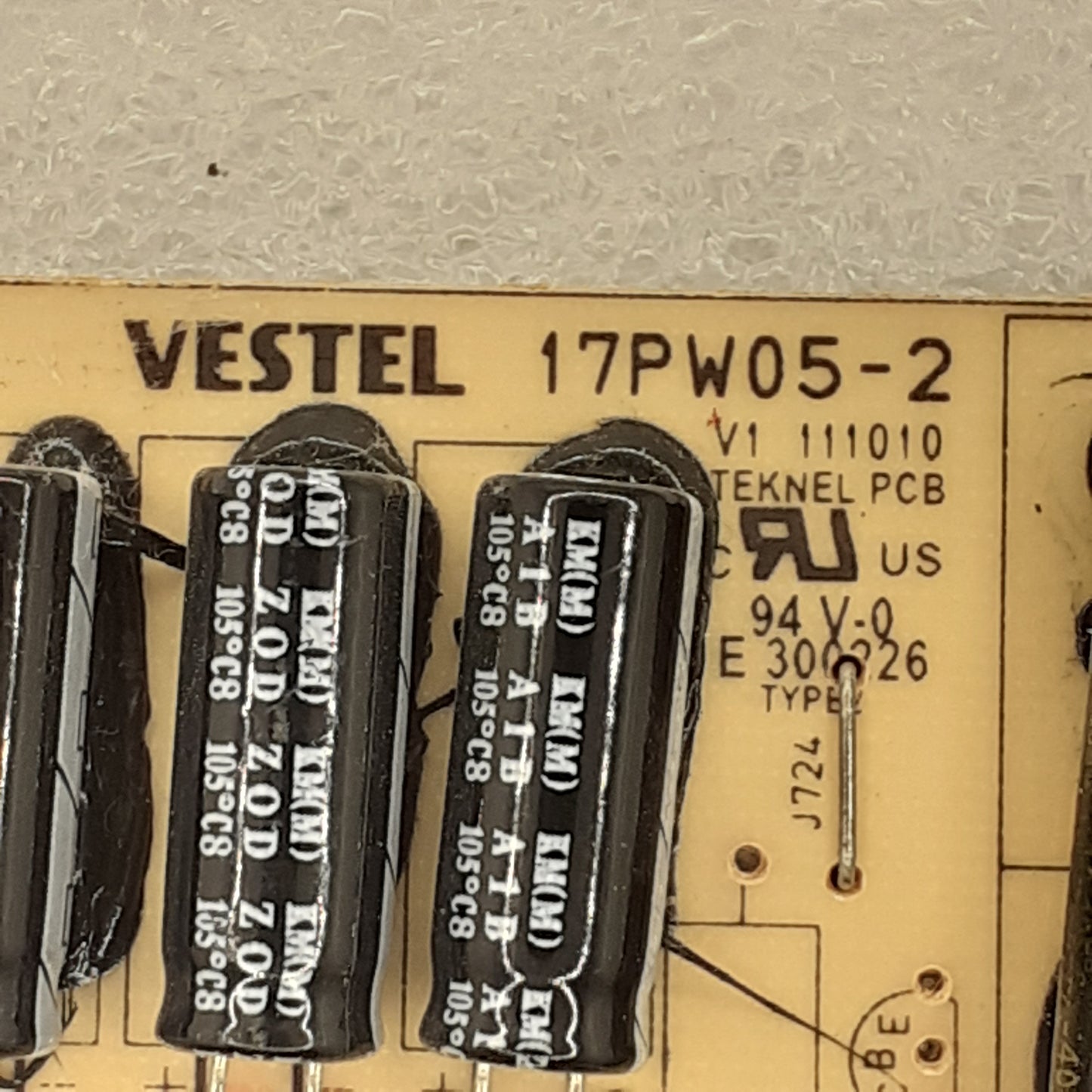 CARTE D'ALIMENTATION VESTEL 20630668 pour Télé