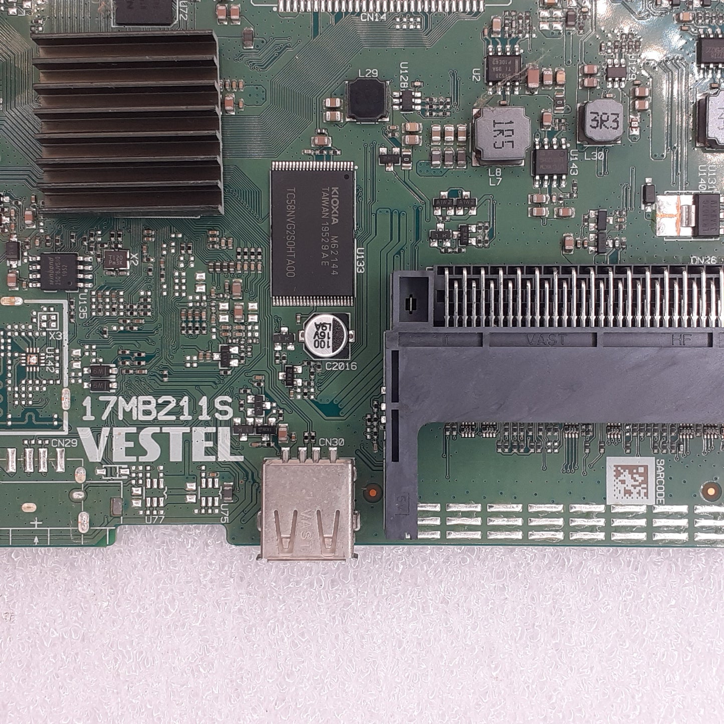 CARTE PRINCIPALE VESTEL 23606641 pour Télé TELEFUNKEN  TFL32HD552