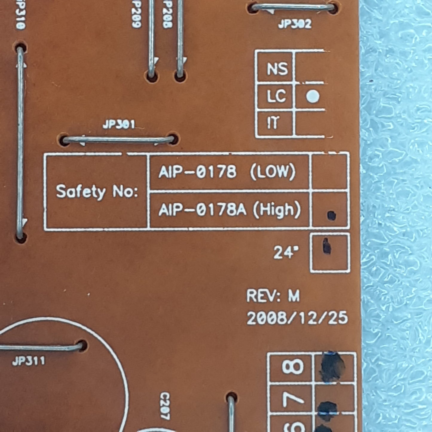 CARTE D'ALIMENTATION AIP-0178A 24" pour moniteur LG W2442PAT