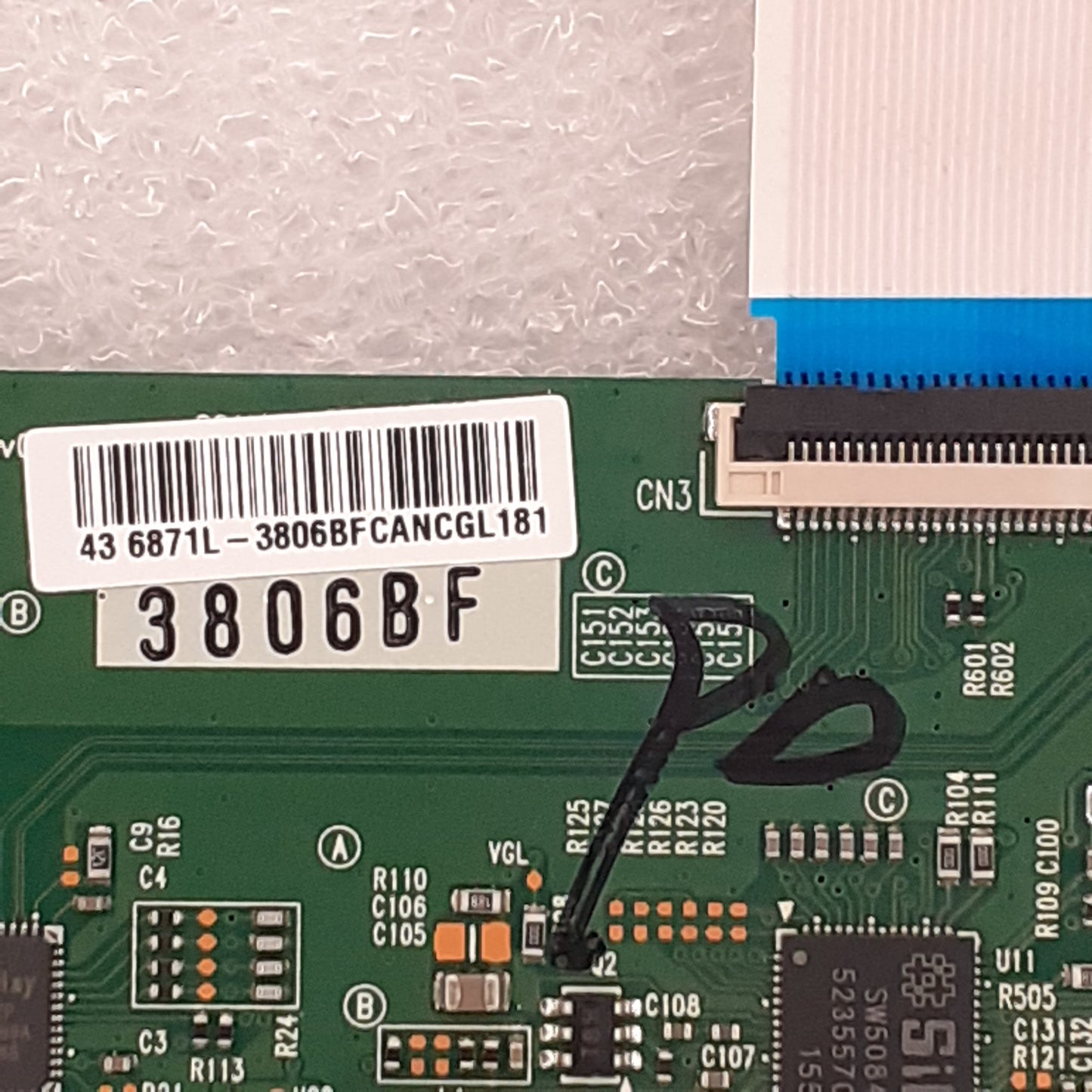 CARTE T-CON LG 6870c-0532A pour Télé BRANDT  BAE43F5SN