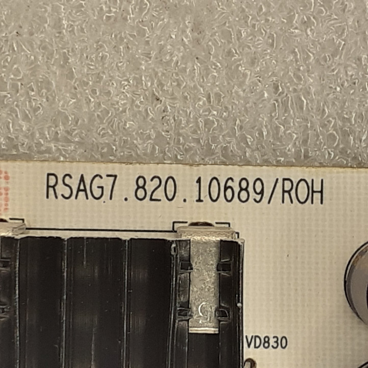 CARTE D'ALIMENTATION RSAG7.820.10689/ROH pour Télé HISENSE  75A7GQ