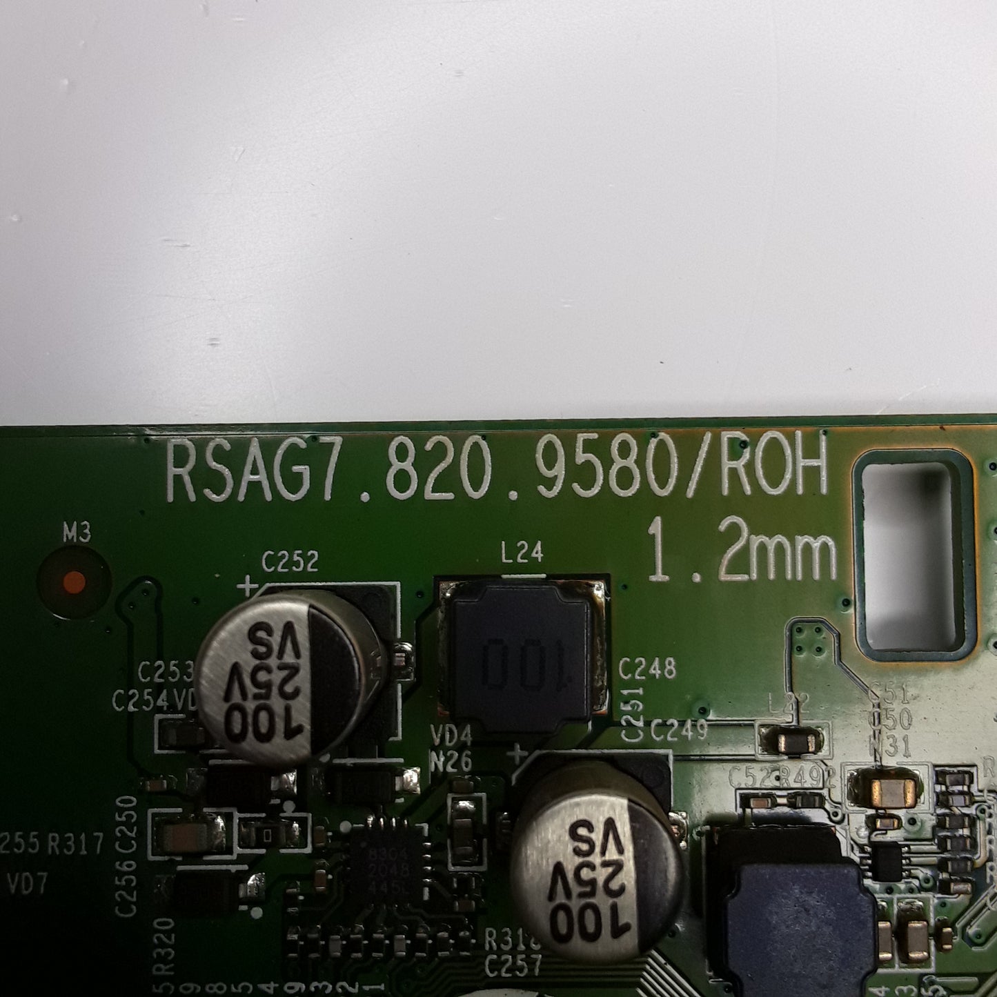 CARTE PRINCIPALE HE43A6507EUWTS(0100)/268996/EK0630 pour télé HISENSE  43A7500F