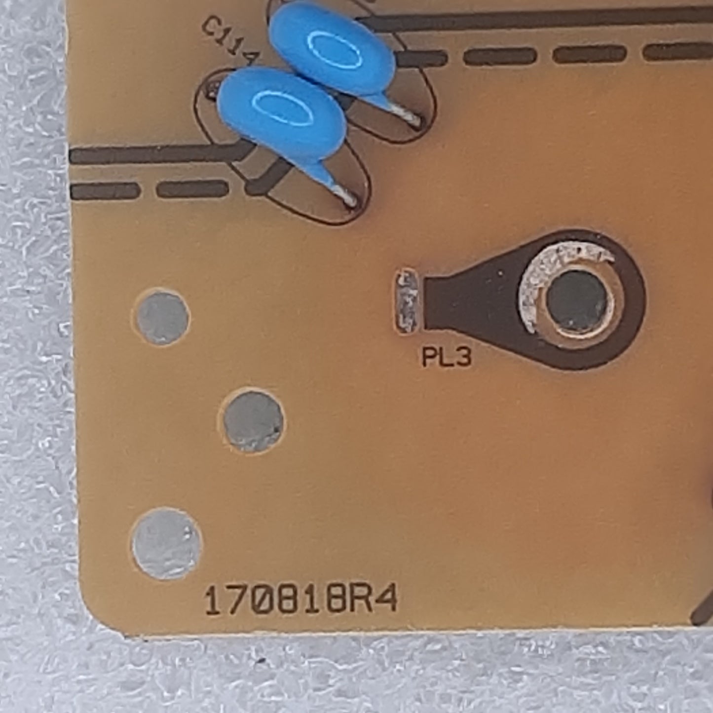 CARTE D'ALIMENTATION VESTEL 23814130 pour Télé SURFTV SFC5023UHDA