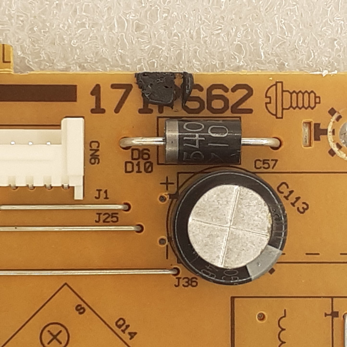 CARTE D'ALIMENTATION VESTEL 23588044 pour Télé HITACHI 32F52HE2150